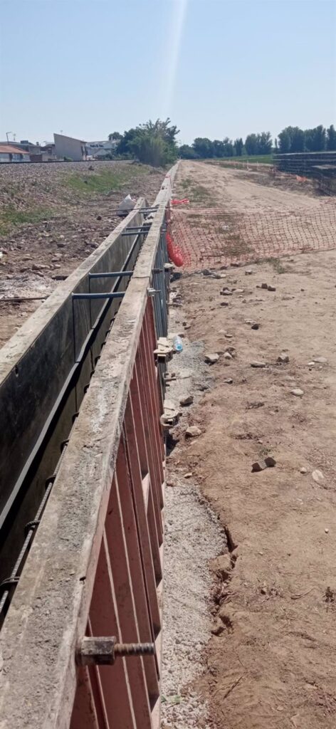 La Mesa por la Recuperación advierte de que el muro que separa Talavera "en dos mitades" ya ha comenzado a construirse