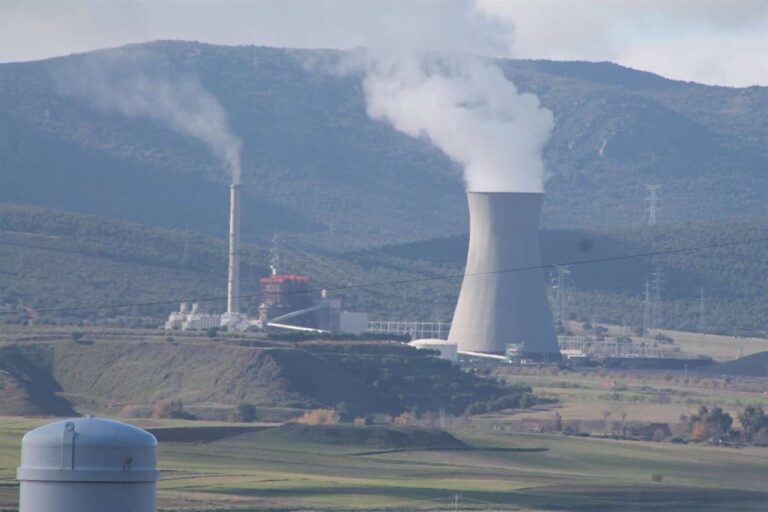 La producción industrial en la región vuelve a tasas negativas y cae un 2,9% en abril en tasa interanual