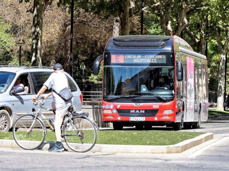 C-LM esperará a saber si Gobierno prorroga ayudas a transporte de viajeros para seguir con los descuentos en la región