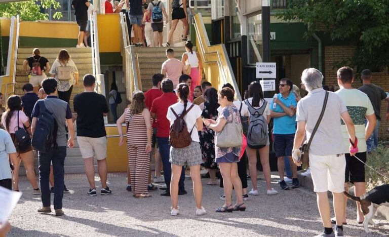 Los exámenes para acceder a 2.332 plazas de Administración General de la Junta serán del 7 octubre y al 18 de noviembre