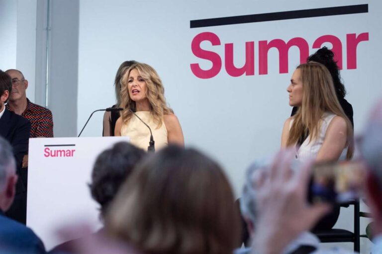 Sumar crea una cláusula que compromete a todas las fuerzas a estar en un grupo parlamentario y evitar escisiones