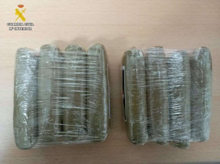 Tres detenidos con 6 kilos de hachís durante un control rutinario en la A-4, en varios puntos de Ciudad Real
