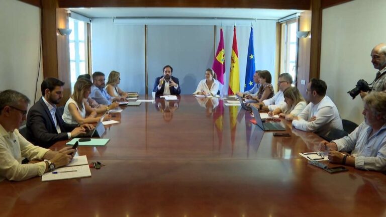 VÍDEO: Núñez no desvela el sentido del voto del PP en el pleno de investidura de Page pero ve "complicada" la abstención
