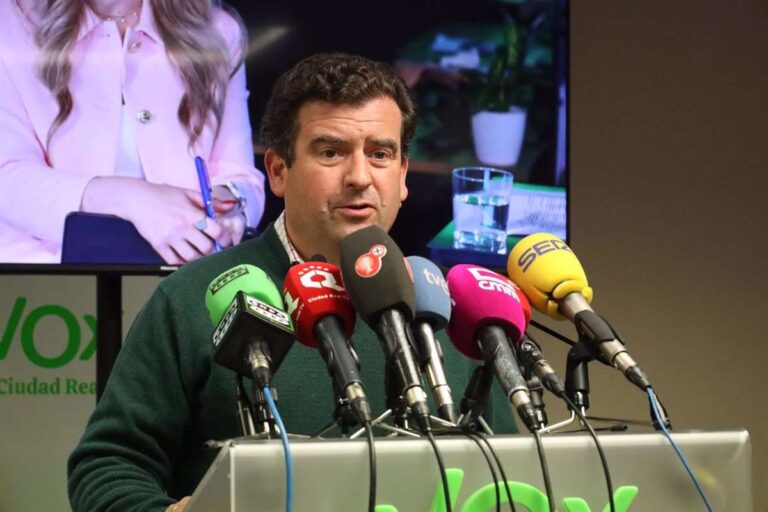 Vox tiende la mano al PP para formar gobiernos "fuertes y estables" en 9 municipios de Ciudad Real, incluida la capital
