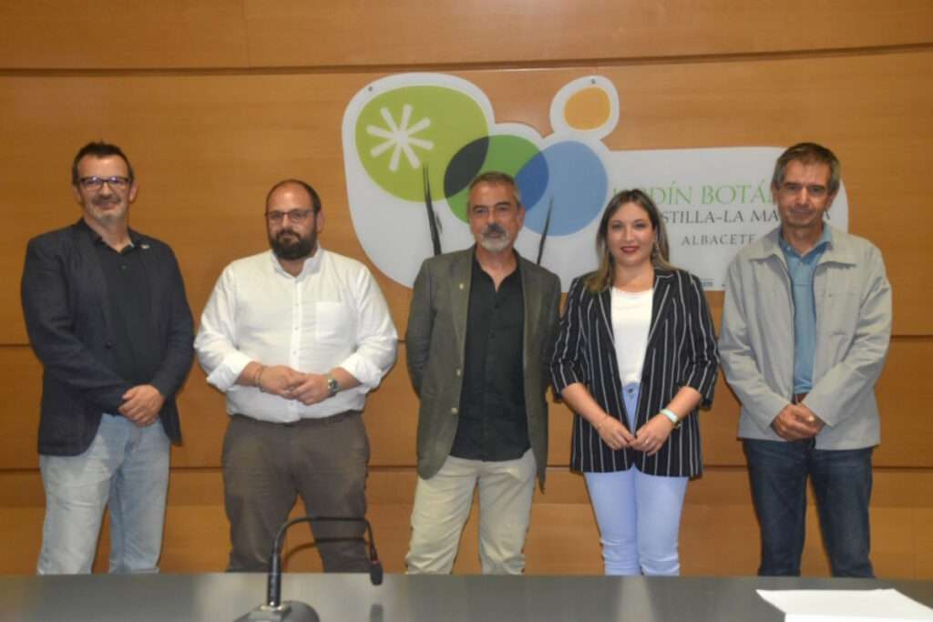 jornadas en el jardin botanico de clm en albacete