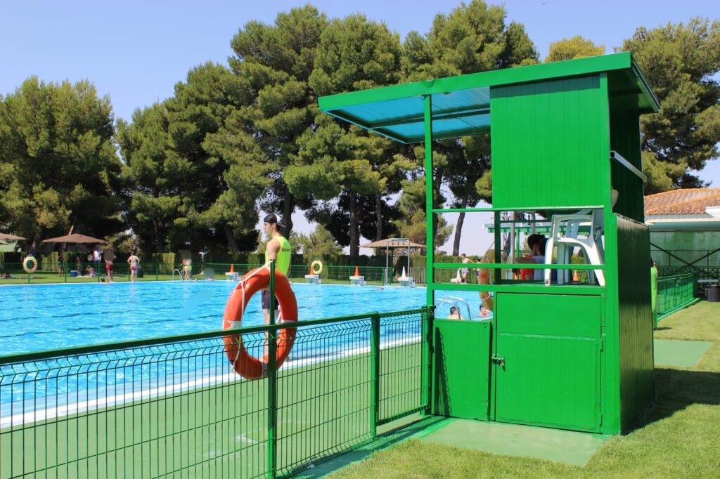 La piscina Municipal de verano de Quintanar abre sus puertas para los próximos meses 17
