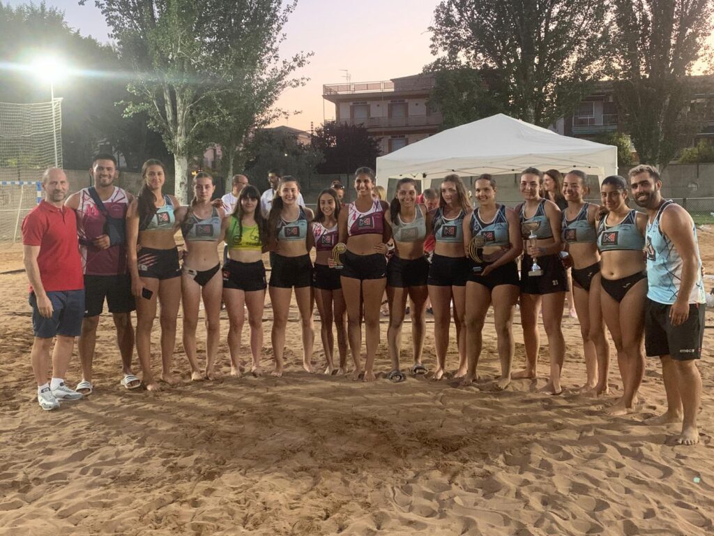 Éxito en el 3º Circuito de Balonmano Playa en Herencia: las chicas juveniles se coronan campeonas 3