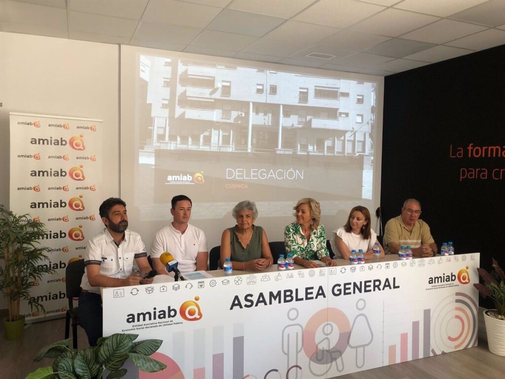 Amiab impulsará en Cuenca un club de baloncesto y un proyecto de actividades con niños con discapacidad