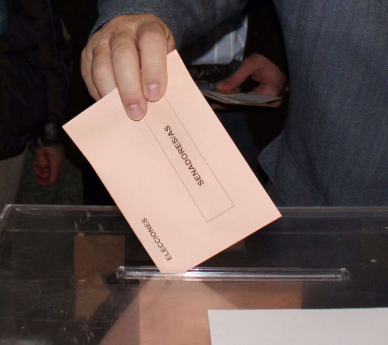C-LM publica los criterios sobre el horario laboral del domingo por la celebración de las elecciones