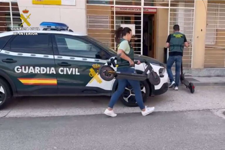 Dos detenidos por hurto continuado en una empresa en Torija por efectos valorados en más de 40.000 euros