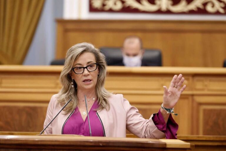 Cortes respetan la tradición de ceder Presidencia de Comisión de Presupuestos a la oposición, a cargo de Merino