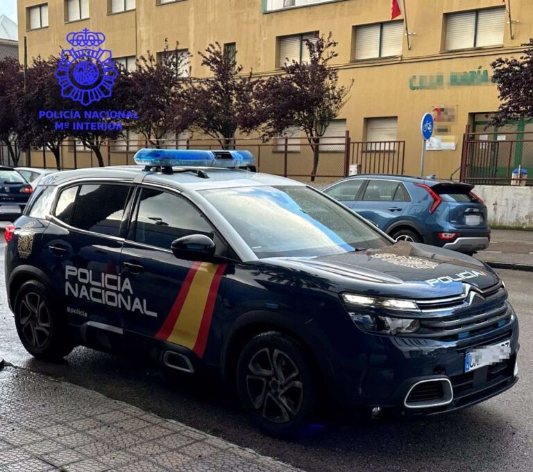 Desarticulada una organización criminal dedicada a introducir cocaína en España en vuelos comerciales