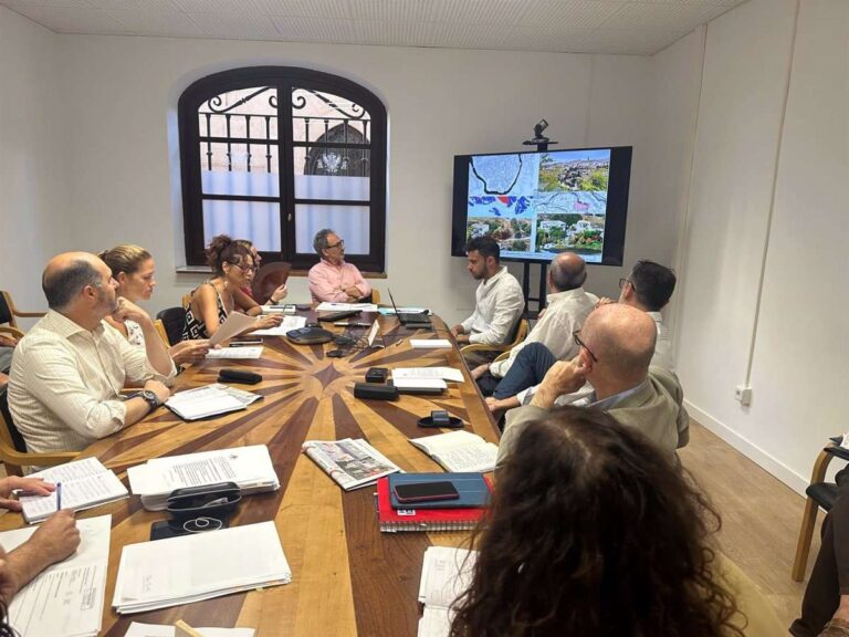 Ayuntamiento Toledo saca a información dos expedientes urbanísticos en Casco y PSOE pide que pasen por Pacto por el Tajo