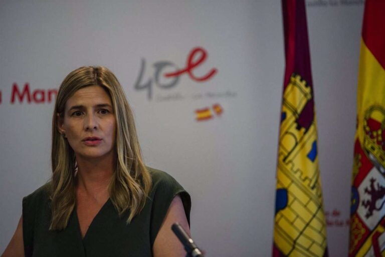 PP lamenta "el dedo amenazante de Page" sobre reforma de Estatuto en vez de mano tendida: "Va por mal camino"