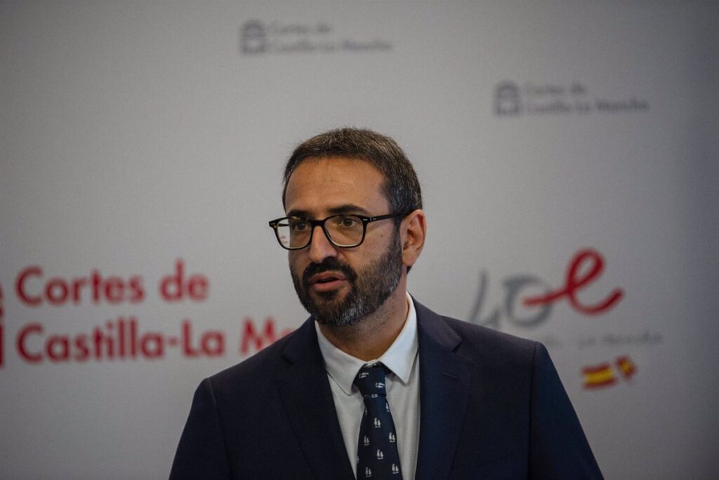 PSOE C-LM aplaude la intervención de Page y augura que Núñez dará mañana su último discurso como líder del PP