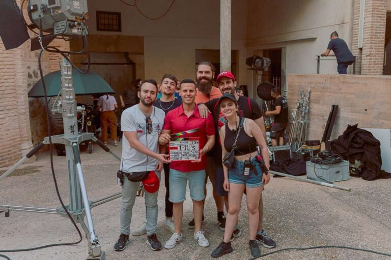 El profesor de la UCLM Carlos Valle rueda con sus estudiantes un nuevo corto tras el éxito de 'Nacer'