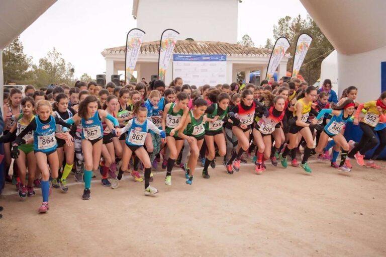 El programa 'Somos Deporte 3-18' concluye con más de 108.000 participantes, "un récord histórico" desde que se inició