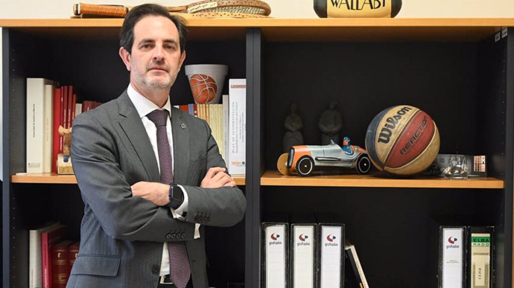 El profesor de la UCLM César Sánchez Meléndez entra en el ranking Top100 2023 de Líderes Innovadores