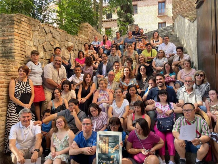 La Cámara Bufa acoge hasta finales de agosto una exposición con 51 obras de los integrantes de Down Toledo