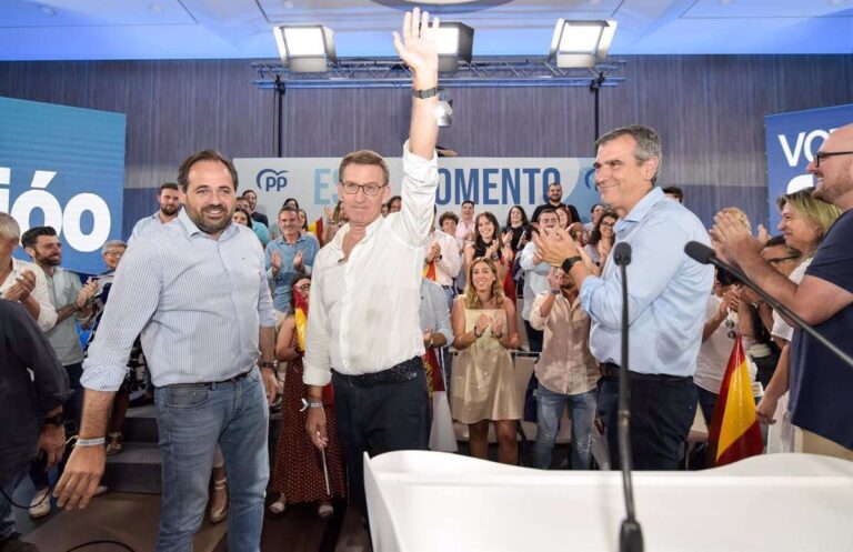 Feijóo dice que si gana desvelará que pactó Sánchez con Bruselas en fondos europeos y peajes: "Se sabrá la verdad"