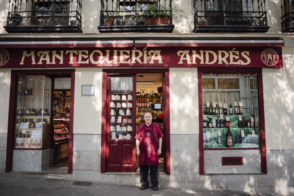 Mantequería Andrés, un museo gastronómico con sello conquense en pleno centro de Madrid con 150 años de historia
