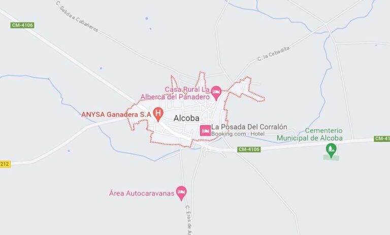 Fallece una persona tras la salida de vía y el posterior vuelco de un turismo en Alcoba (Ciudad Real)