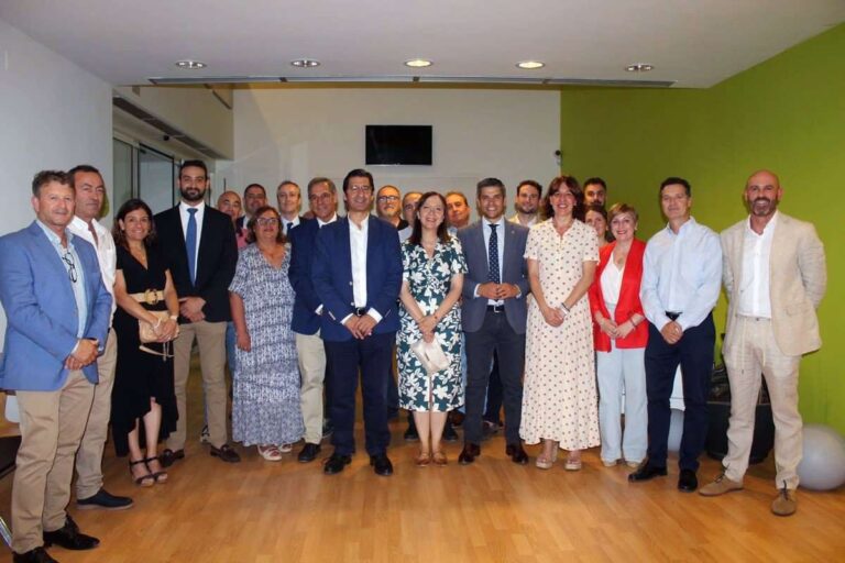 Rosa Melchor, elegida presidenta de Cosermancha, tendrá a Santiago Lázaro y Alberto Lara como vicepresidentes