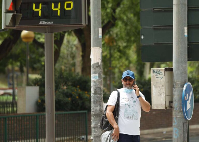 La tercera ola de calor dejará máximas de 44ºC, 15ºC más de lo normal, y vuelven las noches tórridas con más de 25ºC