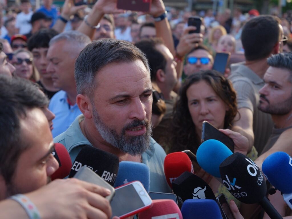 Abascal pide el apoyo a los votantes del PP que no comprenden las ofertas de Feijóo a Sánchez