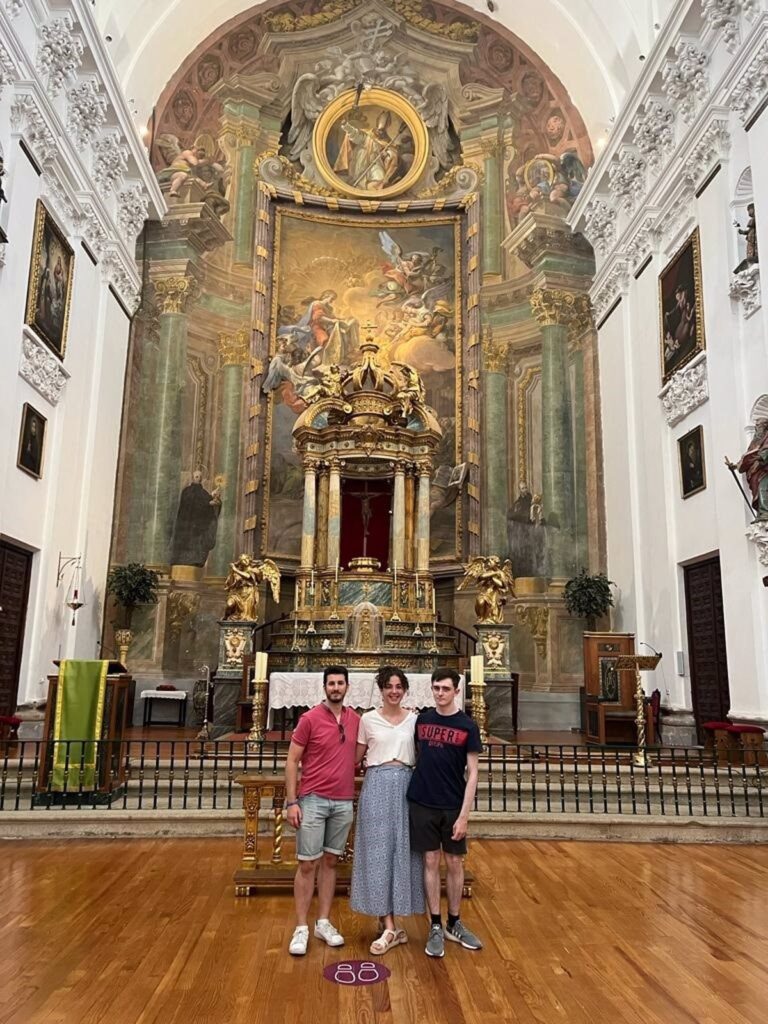 La antigua iglesia de los Jesuitas del Casco de Toledo apuesta por evangelizar al turista y ofrece visitas catequéticas