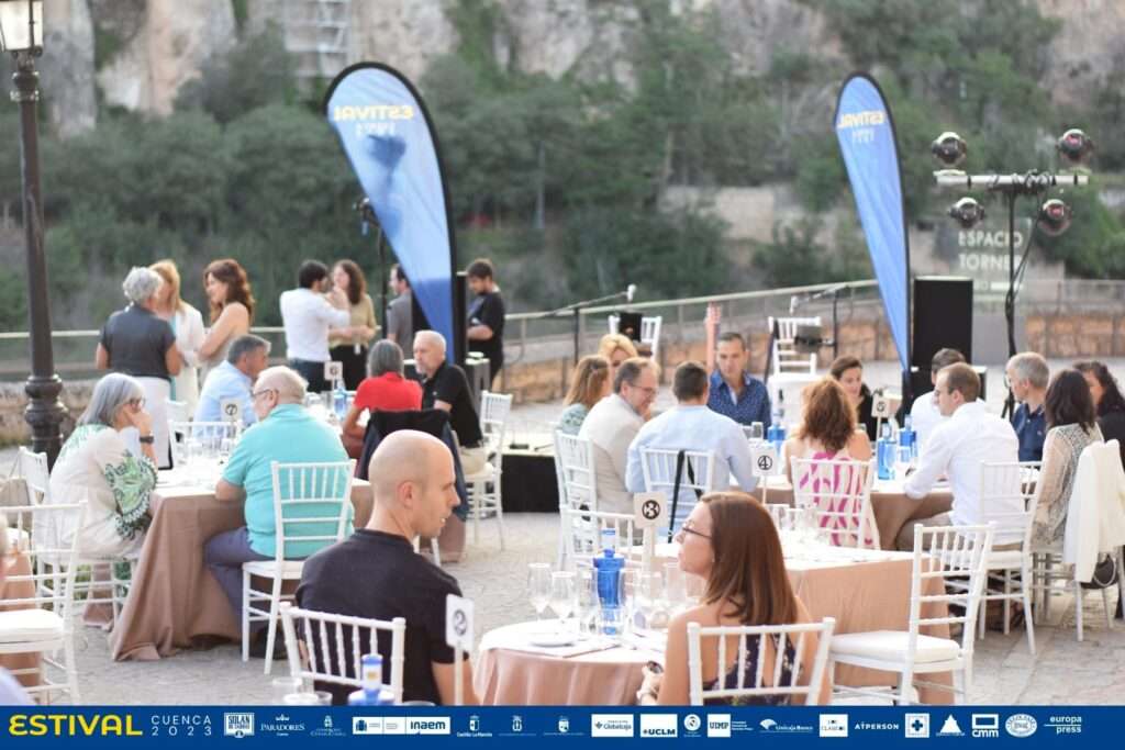 La música engrandece la gastronomía conquense en Estival Cuenca 1