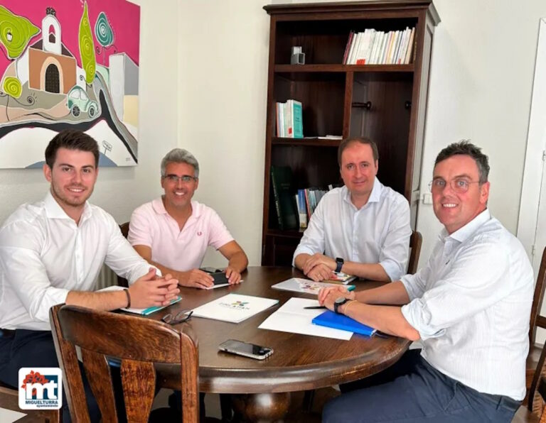 reunion Asociacion Regional de Poligonos Industriales de Castilla-La Mancha alcalde miguelturra