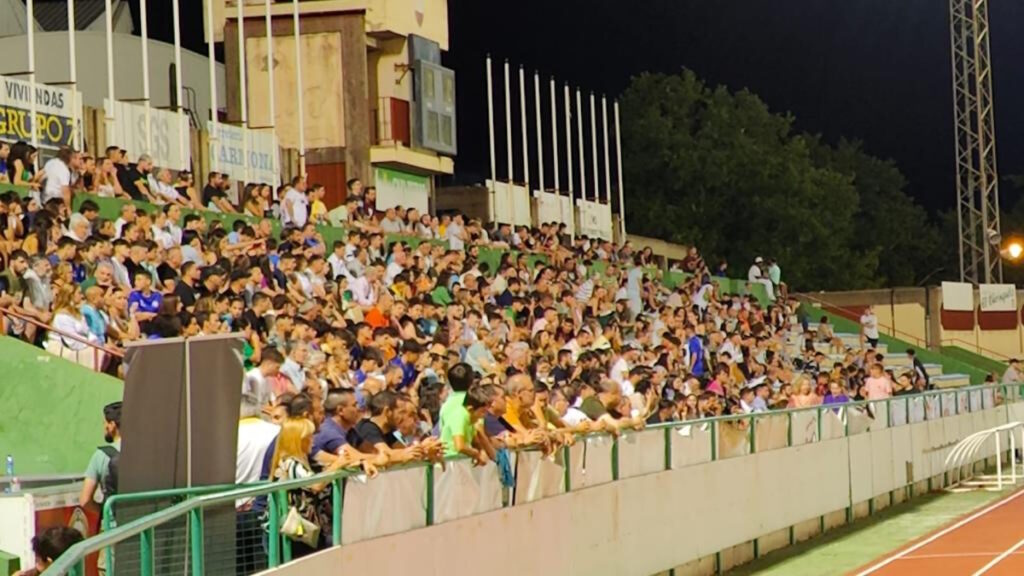 entrega trofeos torneo futbol 7 ciudad de puertollano