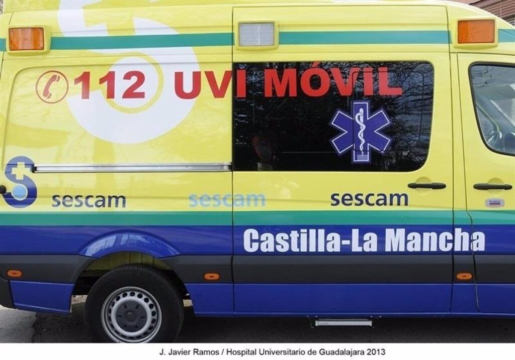 El trabajador que cayó desde una altura de dos metros en Madridejos es trasladado al hospital de Toledo