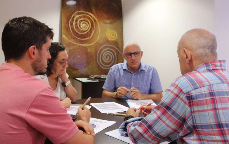 Ayuntamiento de Guadalajara cede a voluntarios de Cruz Roja la atención ante posibles agresiones sexuales en las fiestas