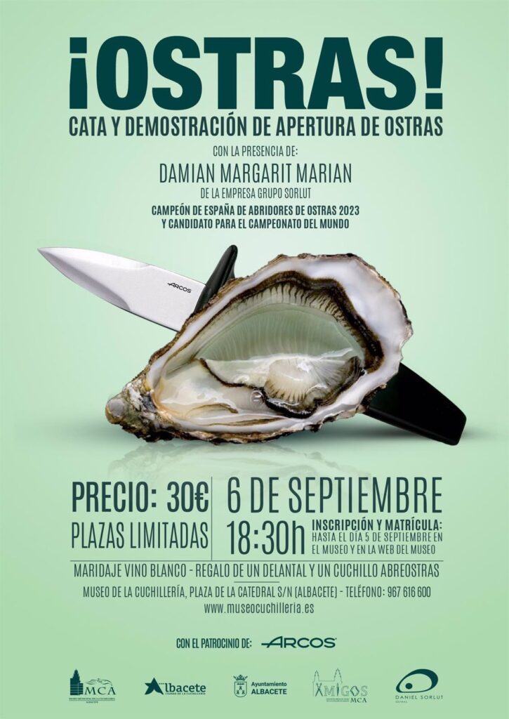 Museo de Cuchillería de Albacete cumple 19 años con una demostración de apertura de ostras a cargo del campeón español