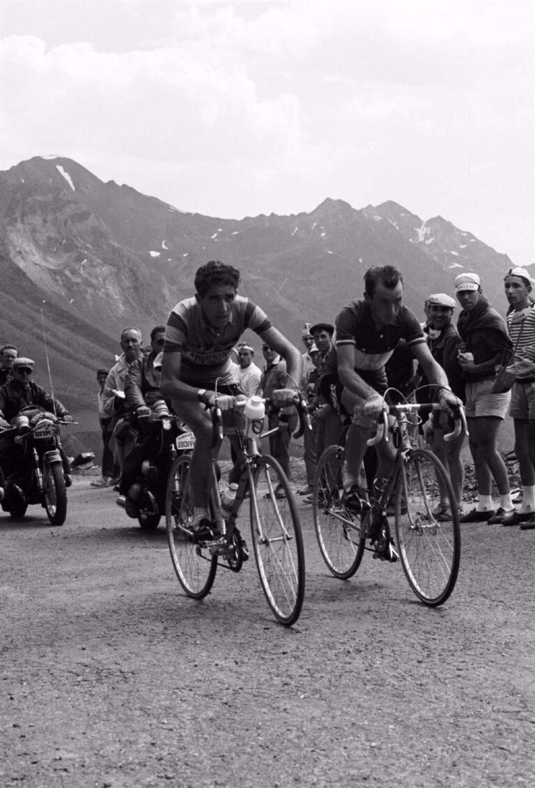 (Federico Martín Bahamontes, el primer gran héroe del deporte español