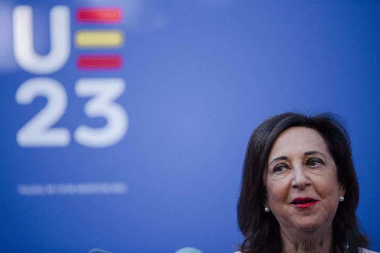 Robles apuesta por un "análisis integral" sobre la situación en África para evaluar el futuro de las misiones de la UE