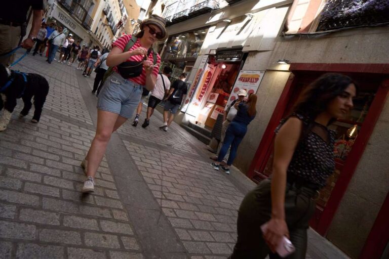 La ola de calor activará este lunes alertas en una quincena de provincias, entre ellas Ciudad Real y Toledo