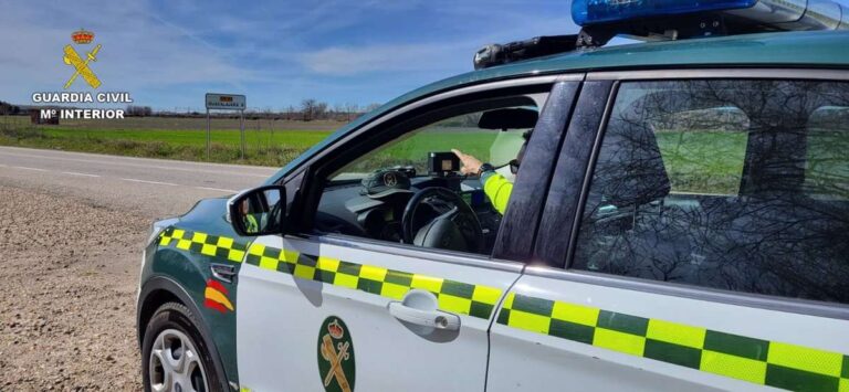 Dos investigados en Las Pedroñeras por conducir careciendo de autorización administrativa