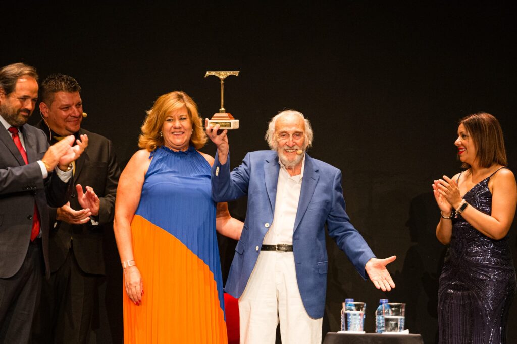 El actor Héctor Alterio recibió el Premio Patio de Comedias en Torralba de Calatrava 1