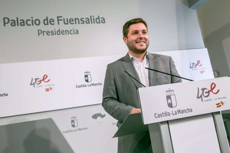 Presidente de Renfe ofrece a Hernando reunirse la próxima semana para abordar los retrasos en servicios Avant en C-LM
