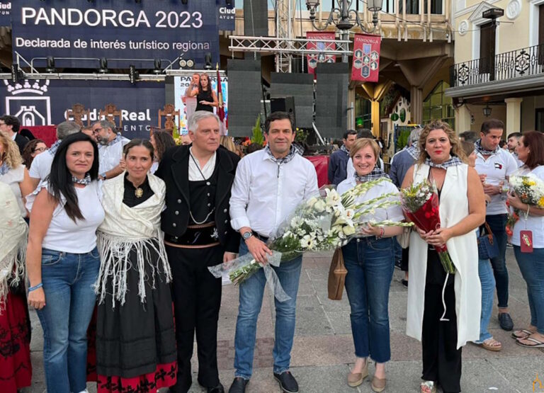 presidente provincial ofrenda floral virgen prado ciudad real