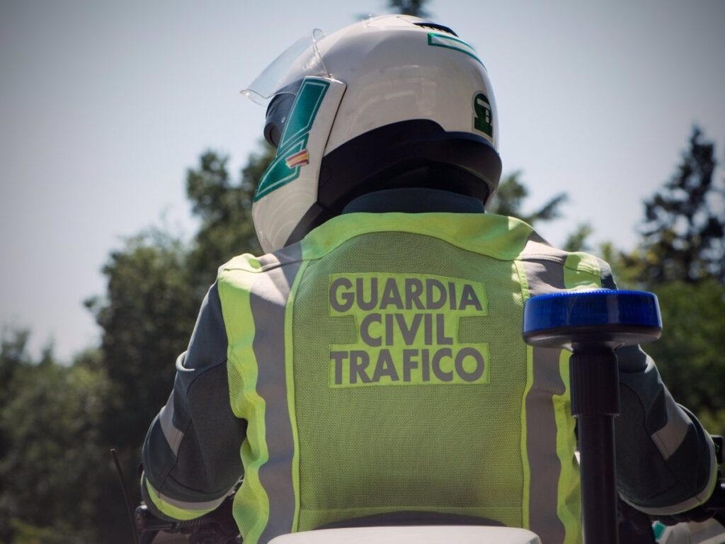 Investigados dos varones por conducir a 239 y 212 Km/h por la AP-36 y por la A-3 en Cuenca