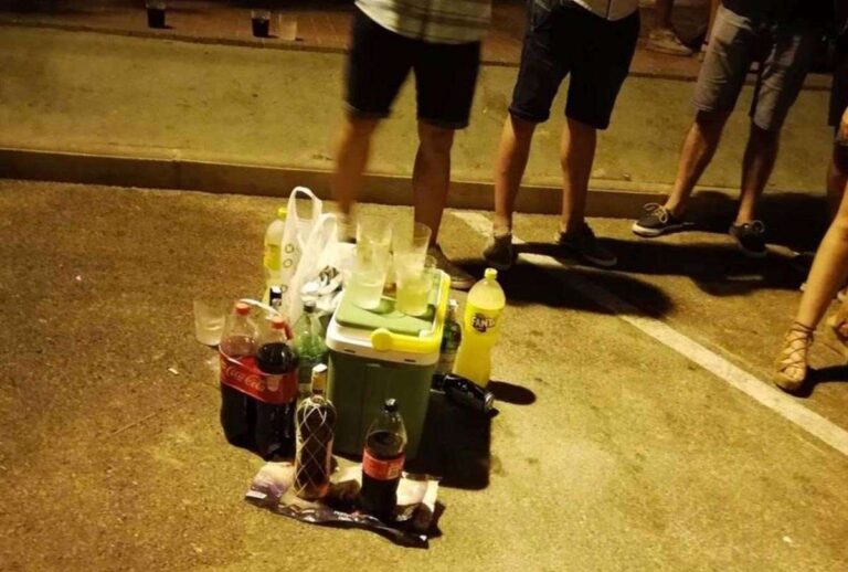 El Ayuntamiento de Puertollano permitirá el sábado un botellón organizado por una empresa con entrada a 10 euros