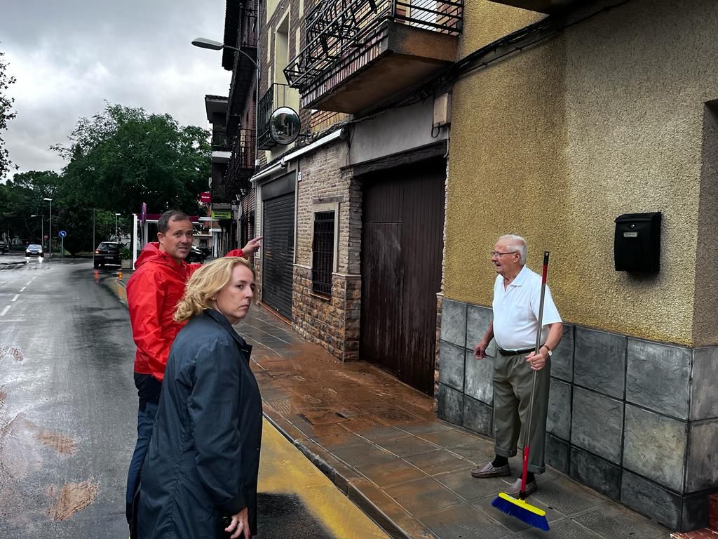 Velázquez visita las zonas afectadas por la DANA en la ciudad de Toledo 5