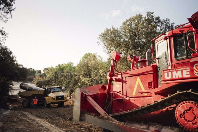 Unos 40 municipios recuperan el suministro de agua de Picadas tras el arreglo provisional de la tubería rota por la DANA