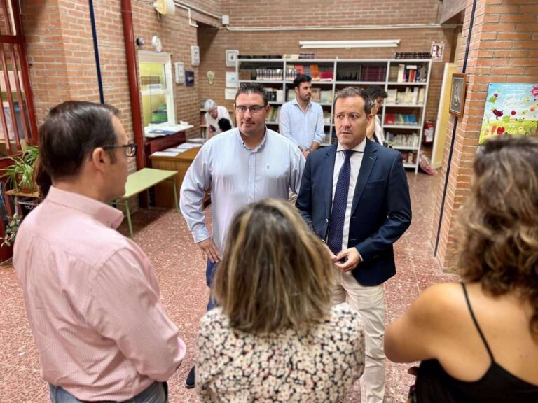 VÍDEO: Velázquez destaca que el curso escolar en Toledo ha comenzado "con normalidad" pese a colegios afectados por DANA
