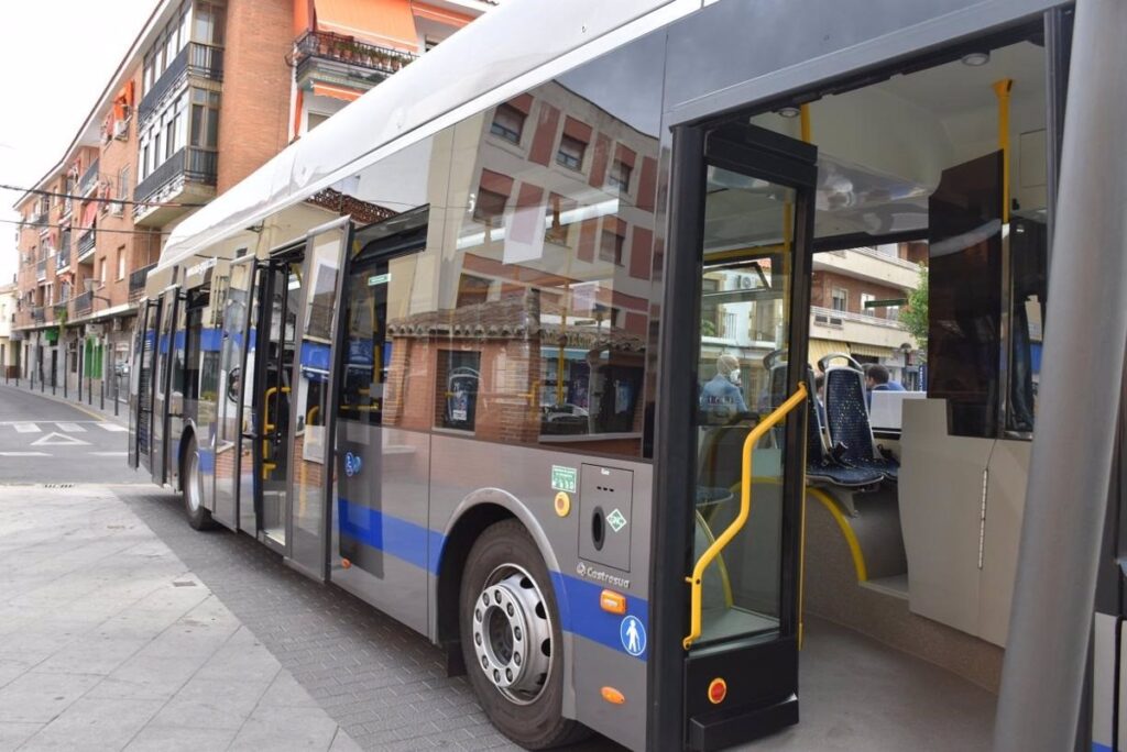 CCOO pide potenciar el uso de transporte público para ir al trabajo en CLM, una de las comunidades donde menos se usa