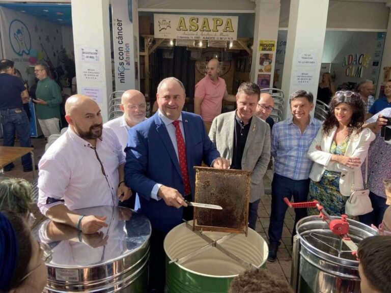 C-LM abonará a 155 apicultores de la región cerca de 800.000 euros en ayudas la segunda quincena de octubre